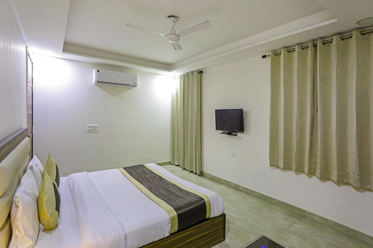 Fabhotel White House Bnb - Nr Yashobhoomi Convention Centre Delhi Kültér fotó